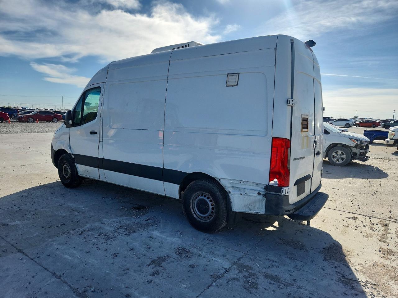 2023 Mercedes Benz Sprinter 1500 Utility / Service Van - Фото 2