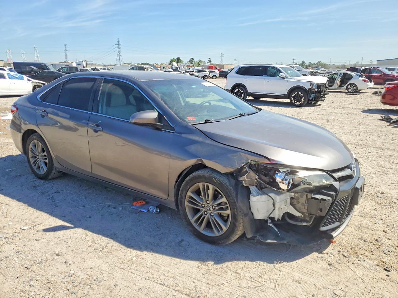 2015 Toyota Camry Se - Image 4