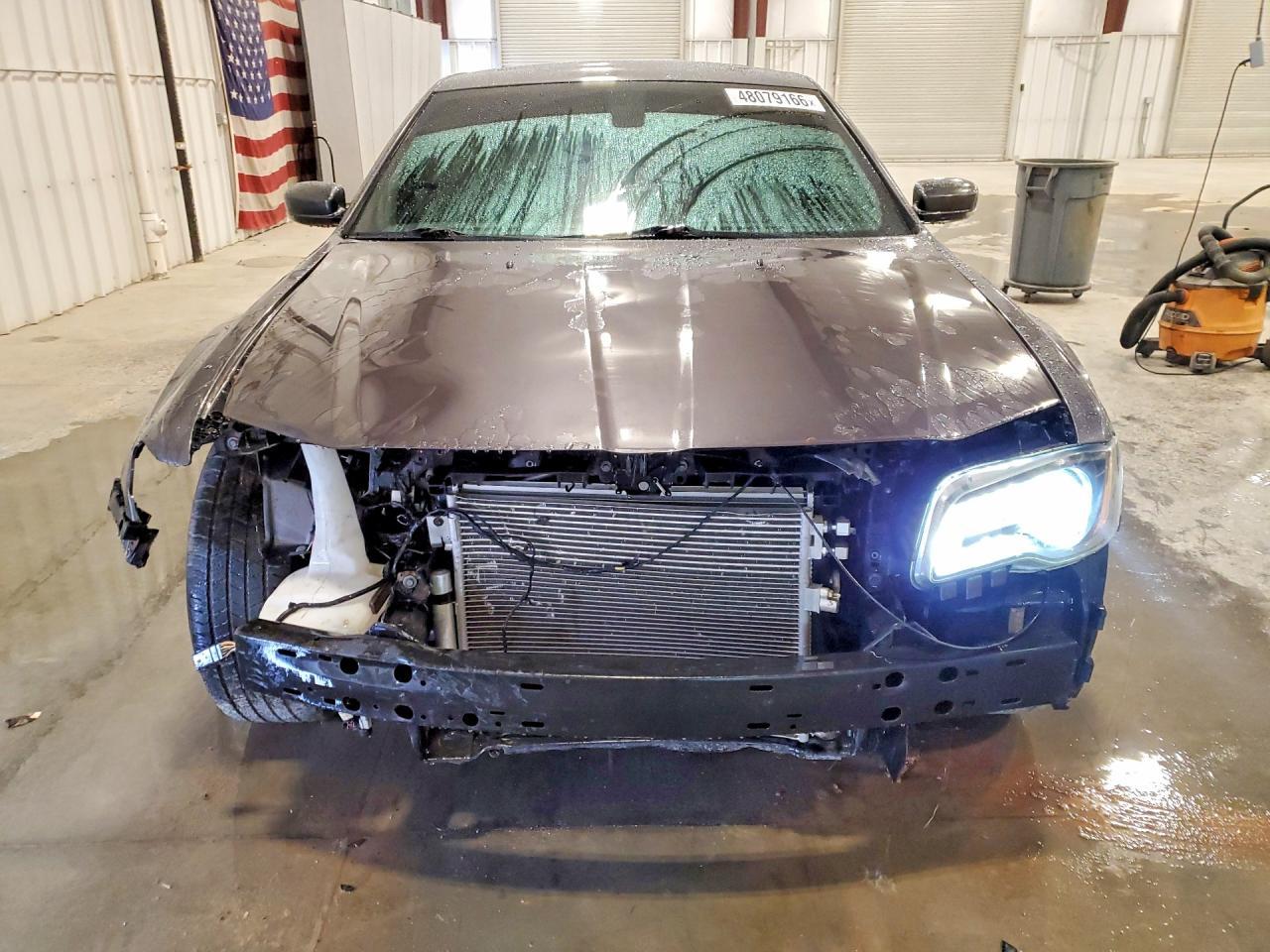 2017 Chrysler 300 S - Фото 5