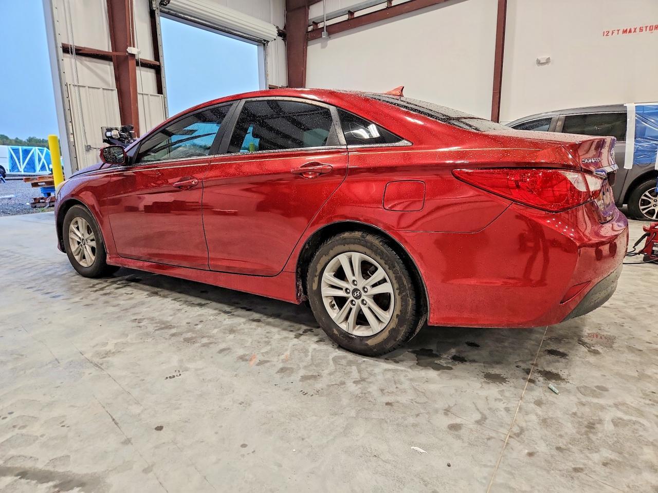 2014 Hyundai Sonata Gls - Image 3