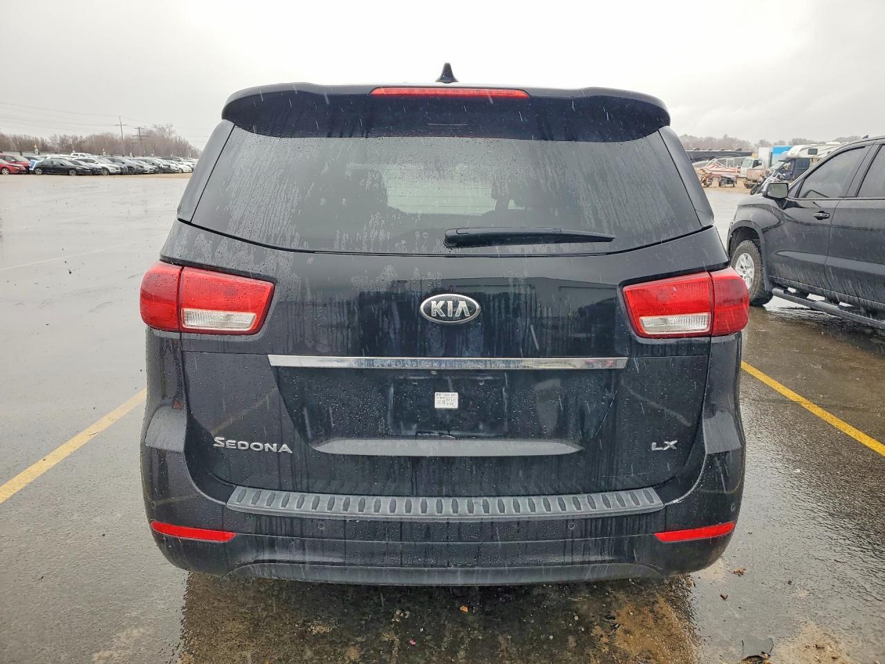 2015 Kia Sedona Lx - Фото 6