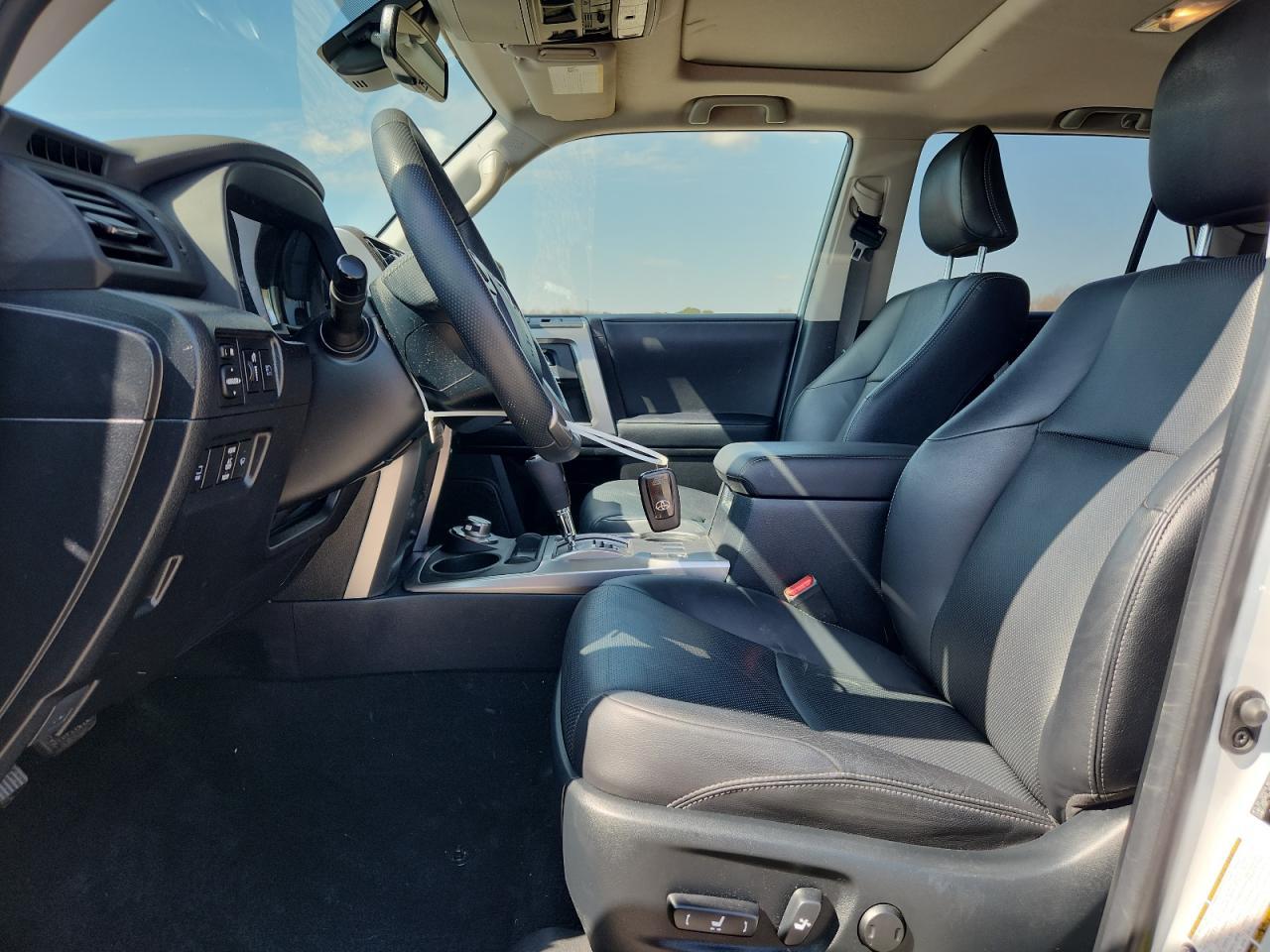 2024 Toyota 4Runner Limited - Фото 7