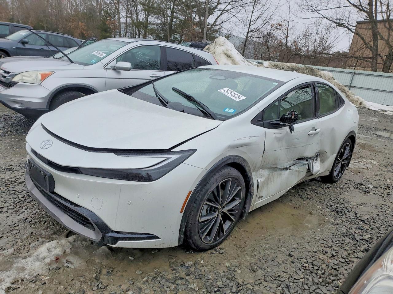 2025 Toyota Prius Xle
