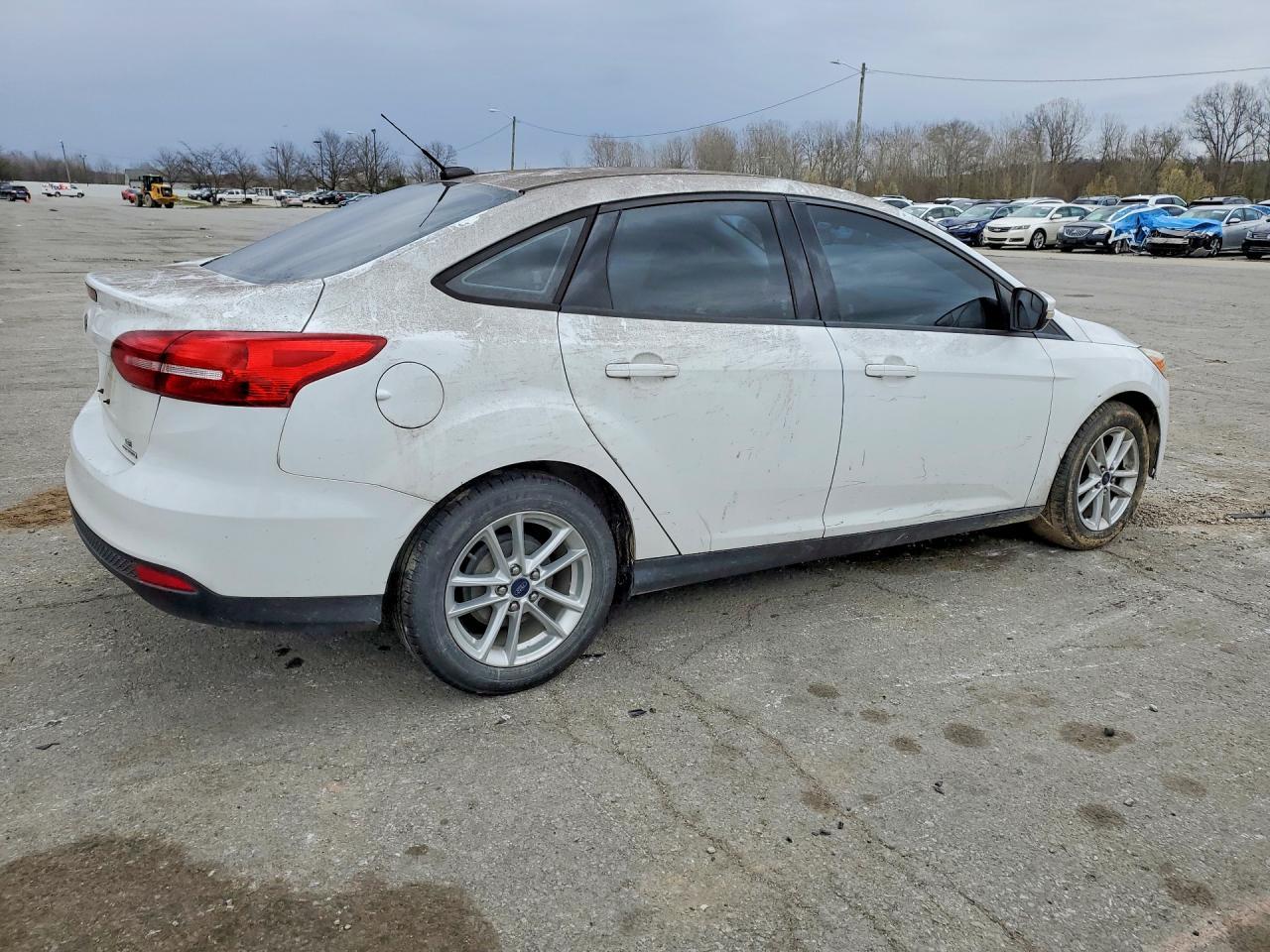 2016 Ford Focus Se - Фото 3
