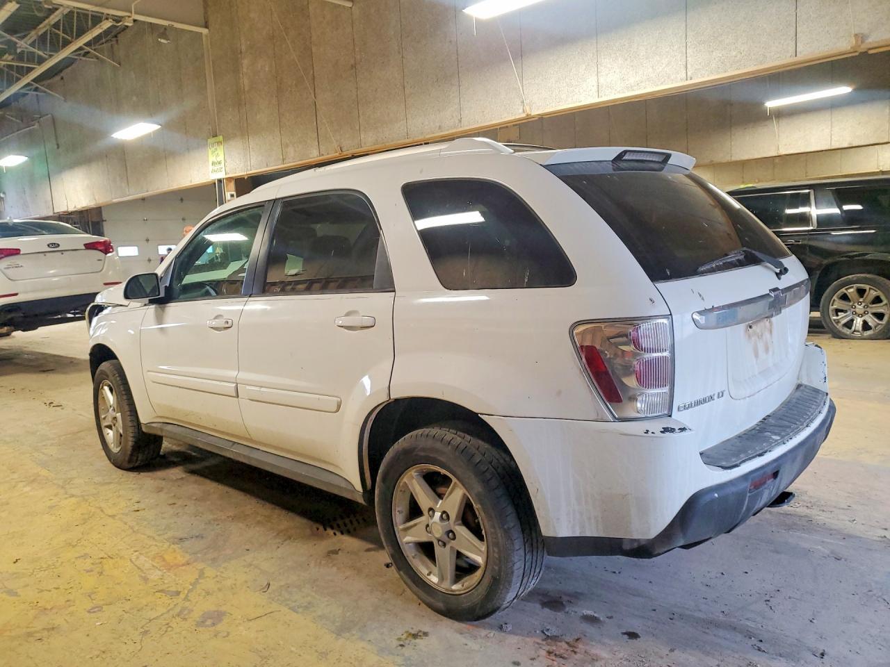 2006 Chevrolet Equinox Lt - Image 2