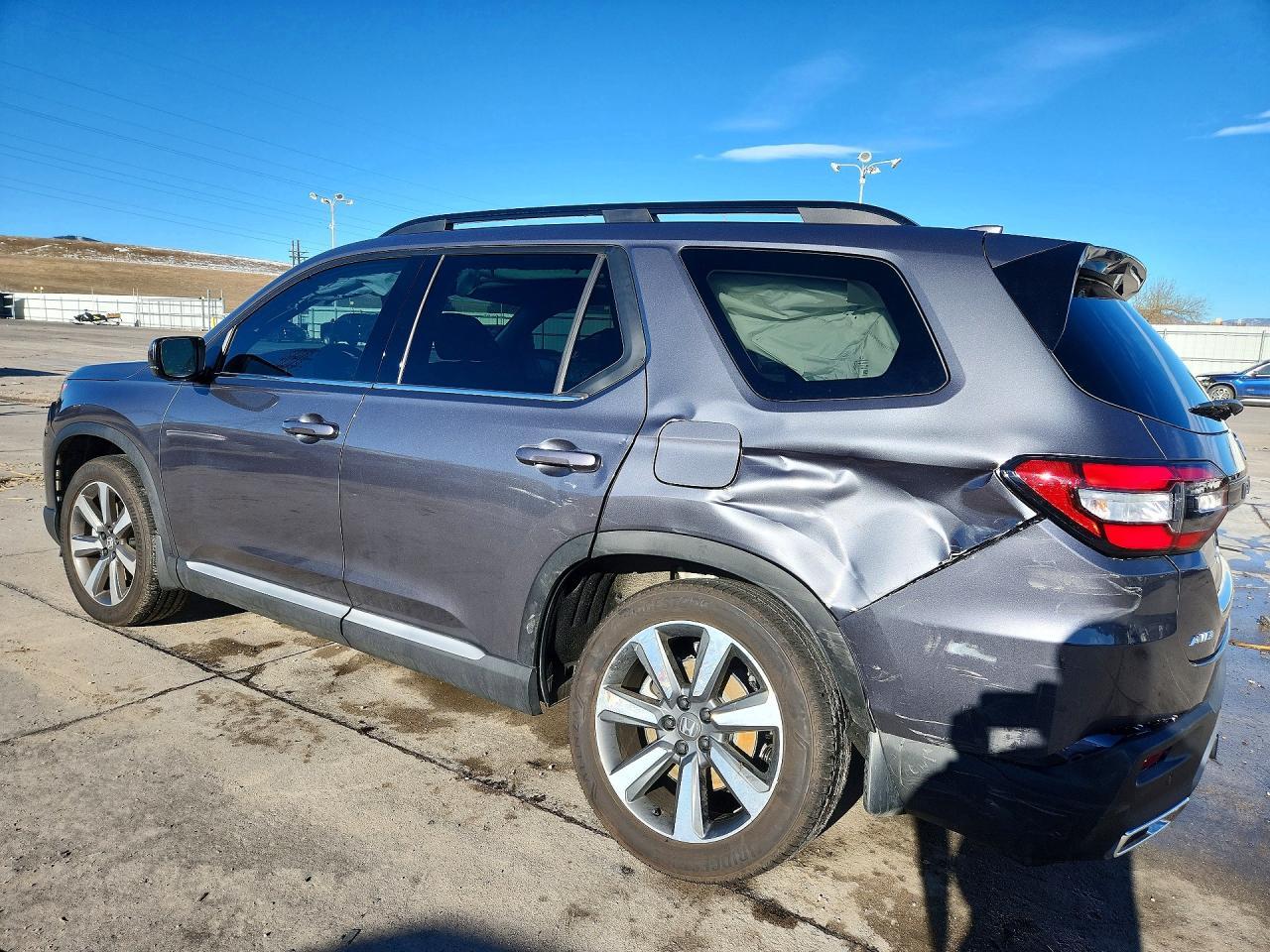 2025 Honda Pilot Elite - Image 2