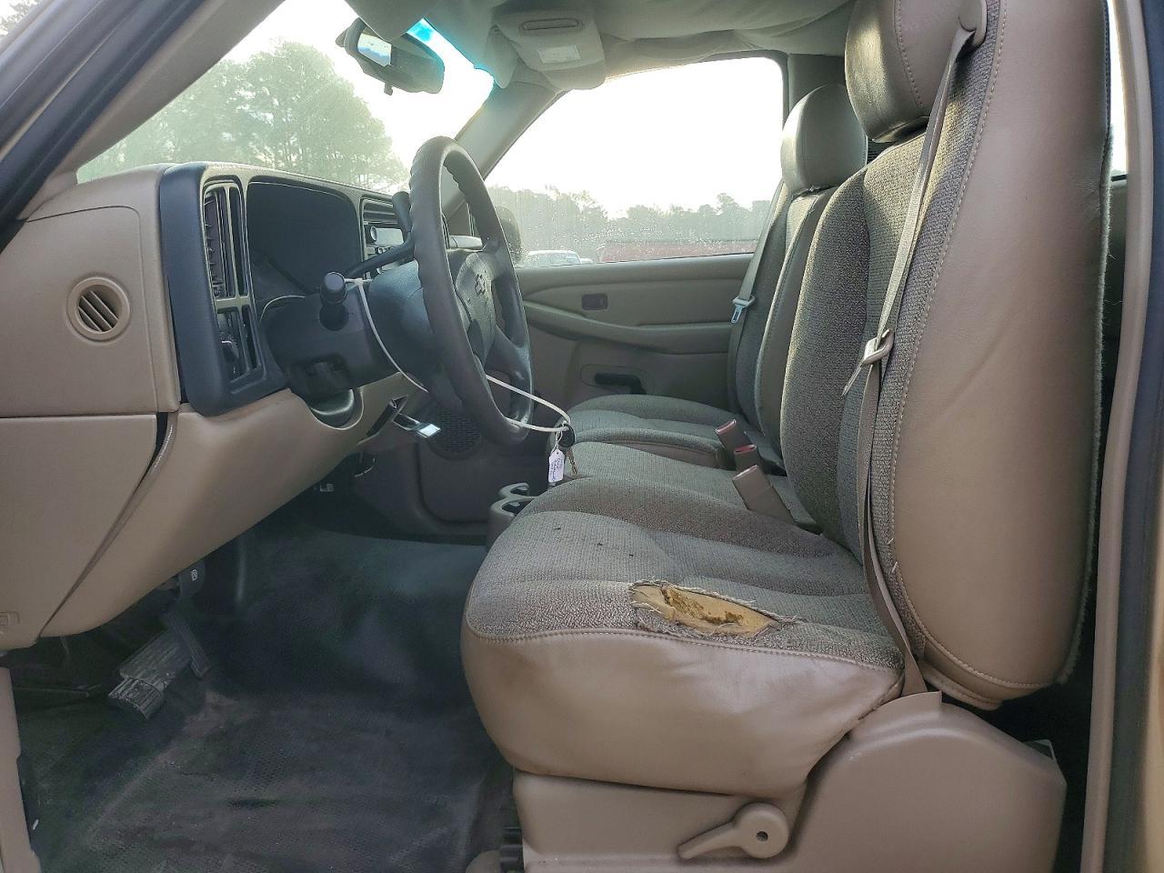 2006 Chevrolet Silverado C1500 - Image 7