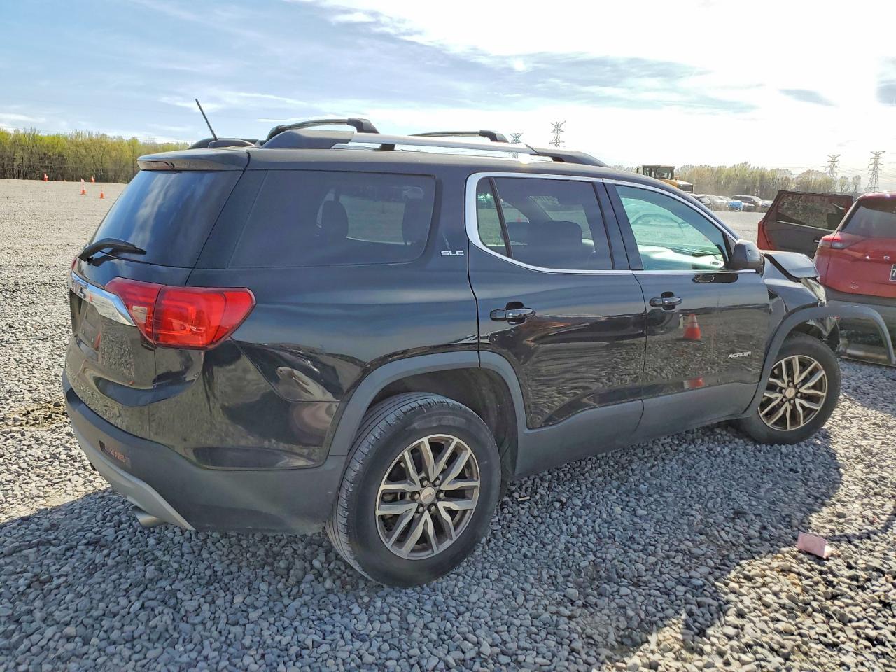 2018 GMC Acadia Sle - Image 3