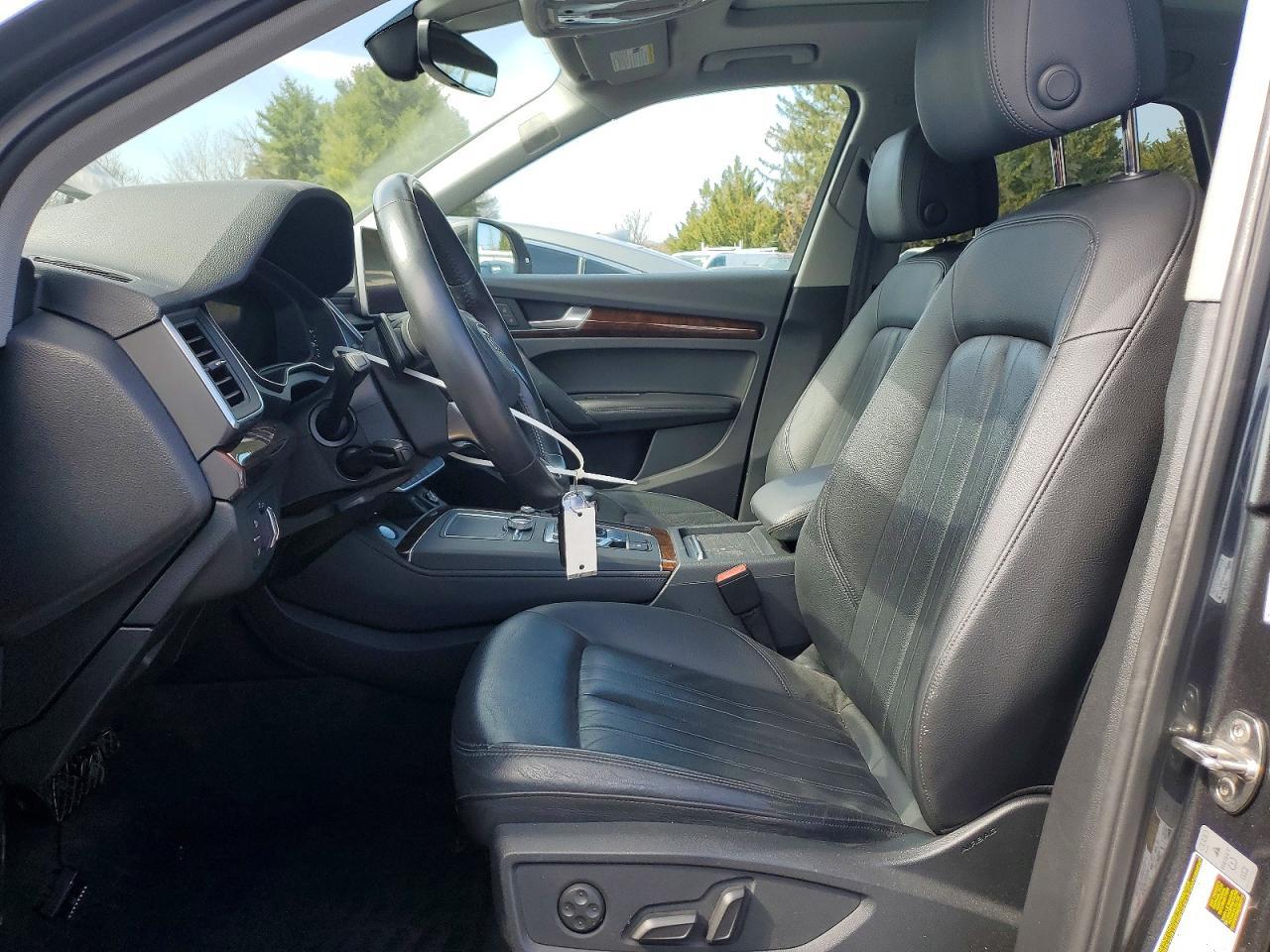 2020 Audi Q5 E Premium Plus - Image 7
