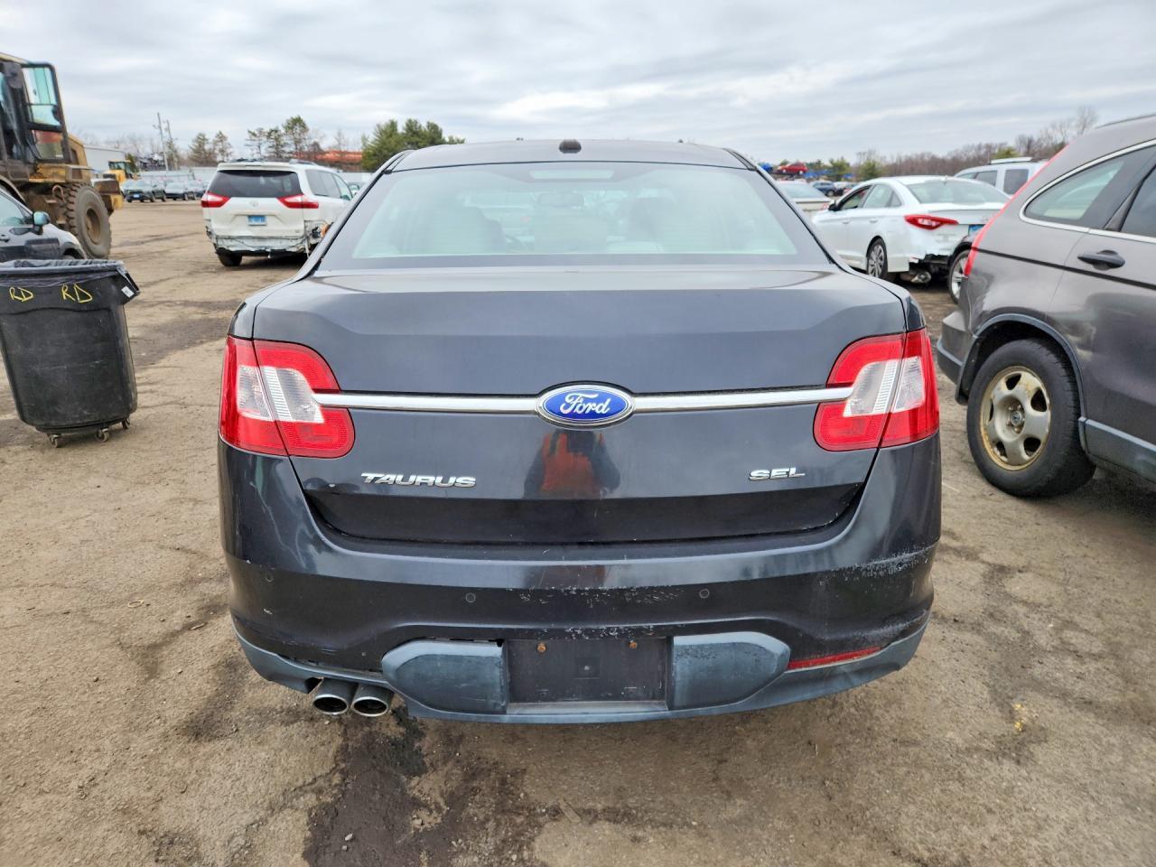 2011 Ford Taurus Sel - Фото 6