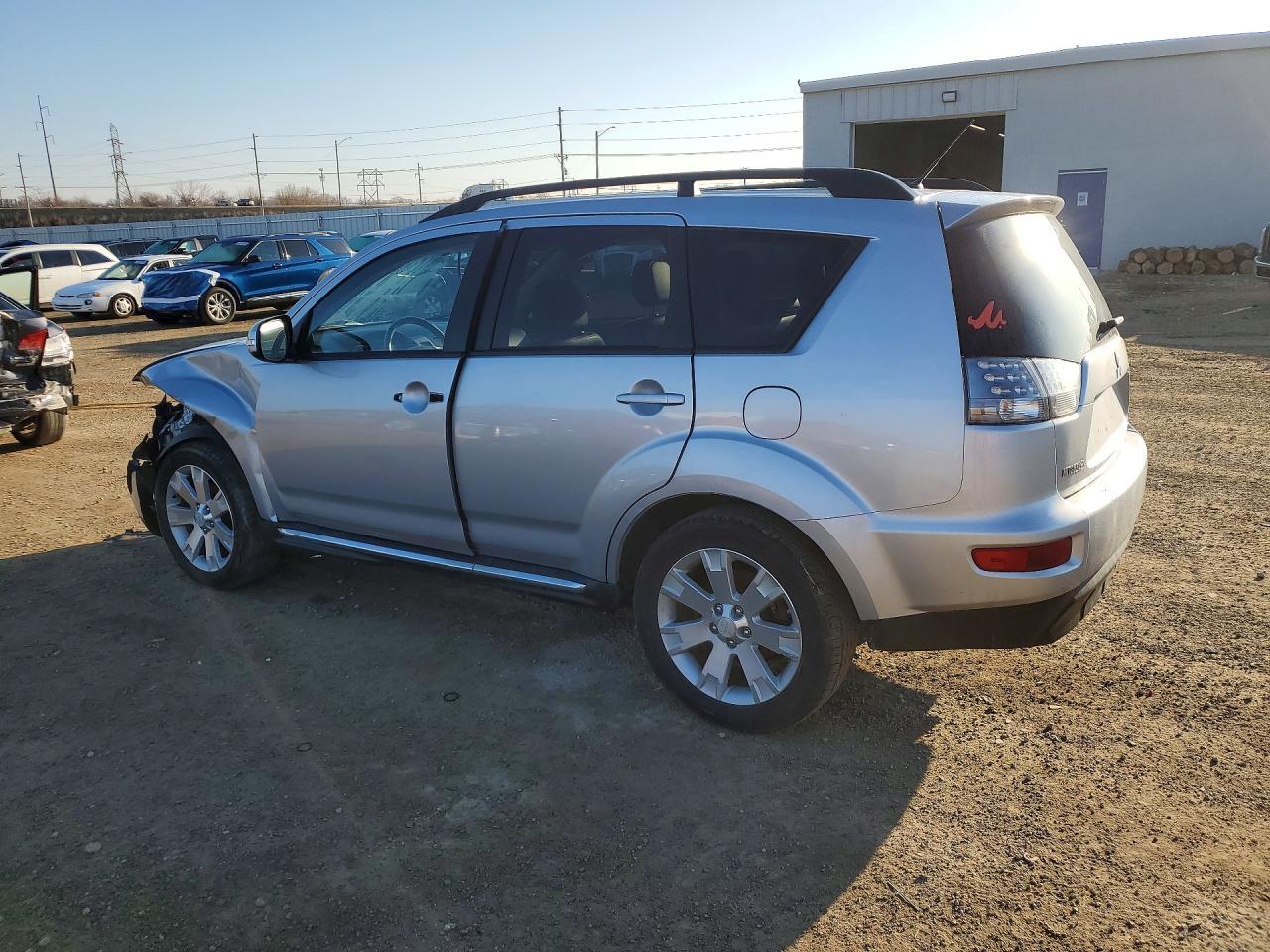 2012 Mitsubishi Outlander Se - Фото 2