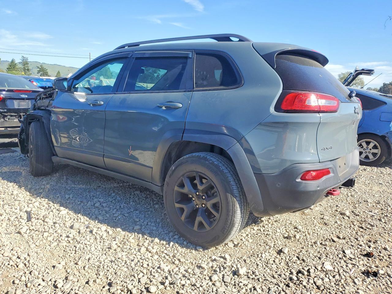 2014 Jeep Cherokee Trailhawk - Фото 2