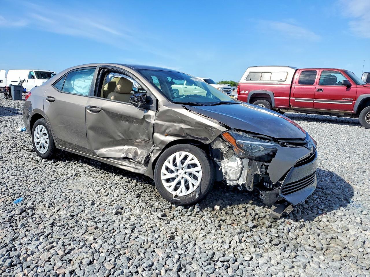 2018 Toyota Corolla Le - Image 4
