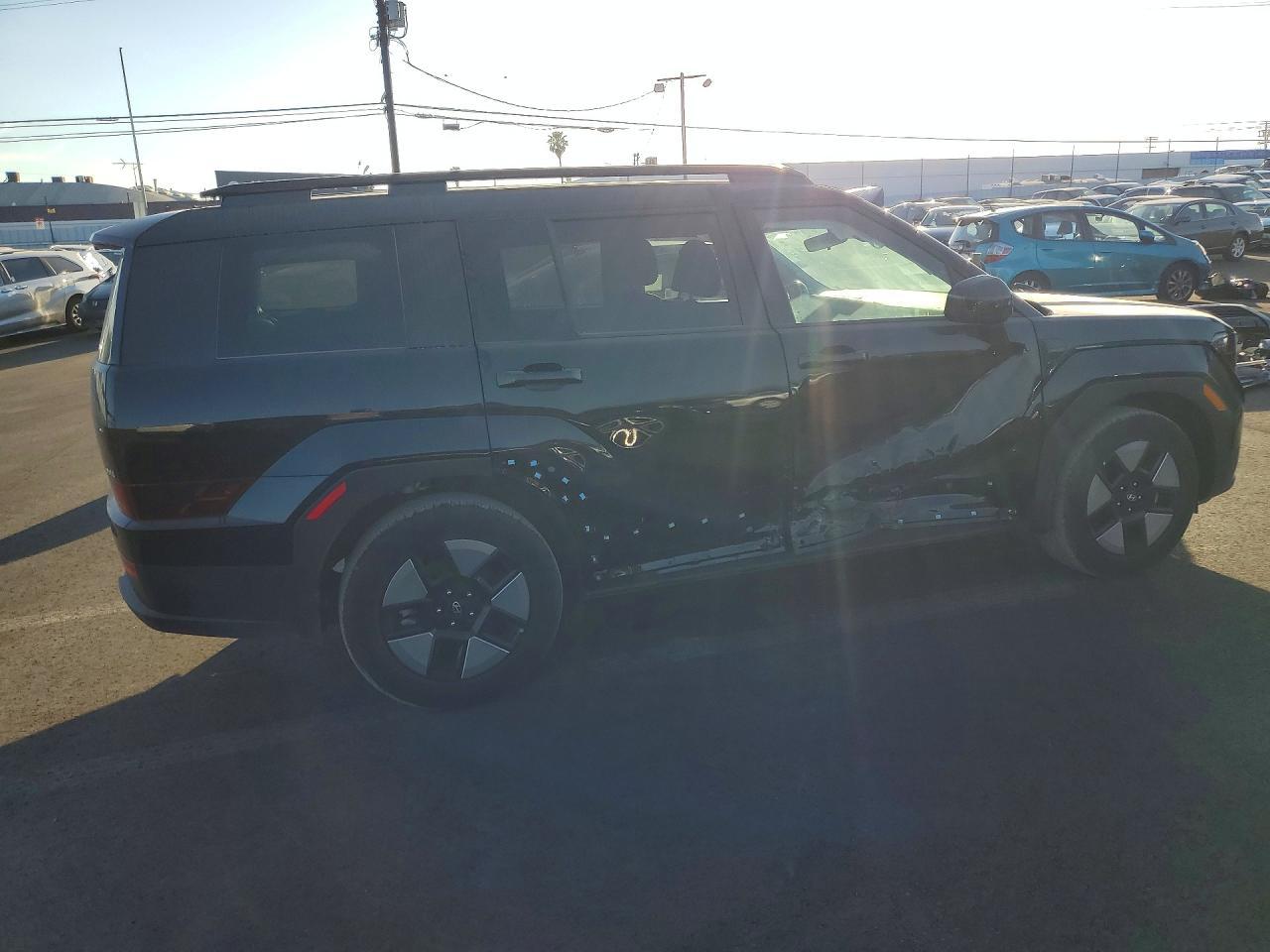2025 Hyundai Santa Fe Hybrid Sel - Image 3