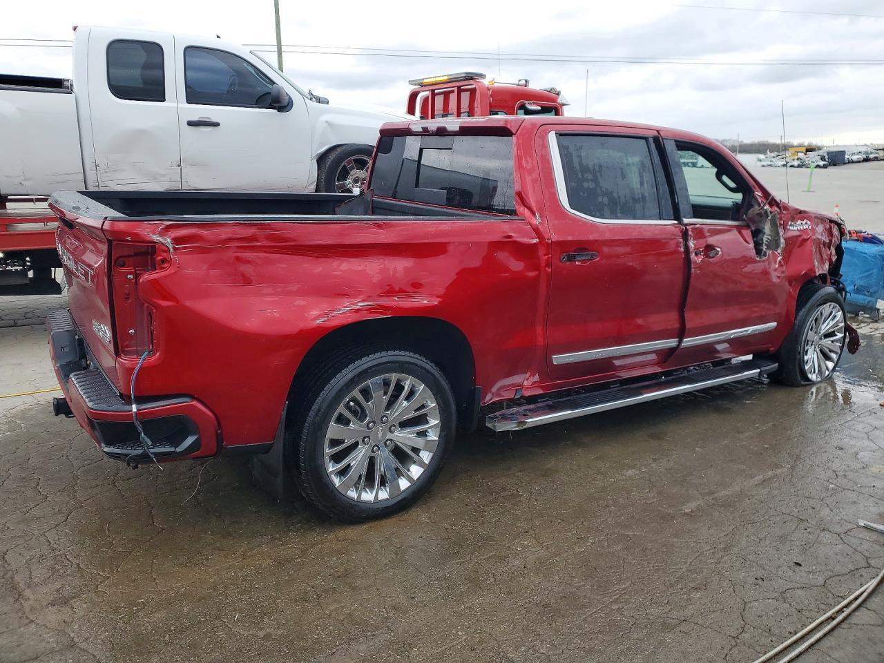 2023 Chevrolet Silverado K1500 High Country - Image 3