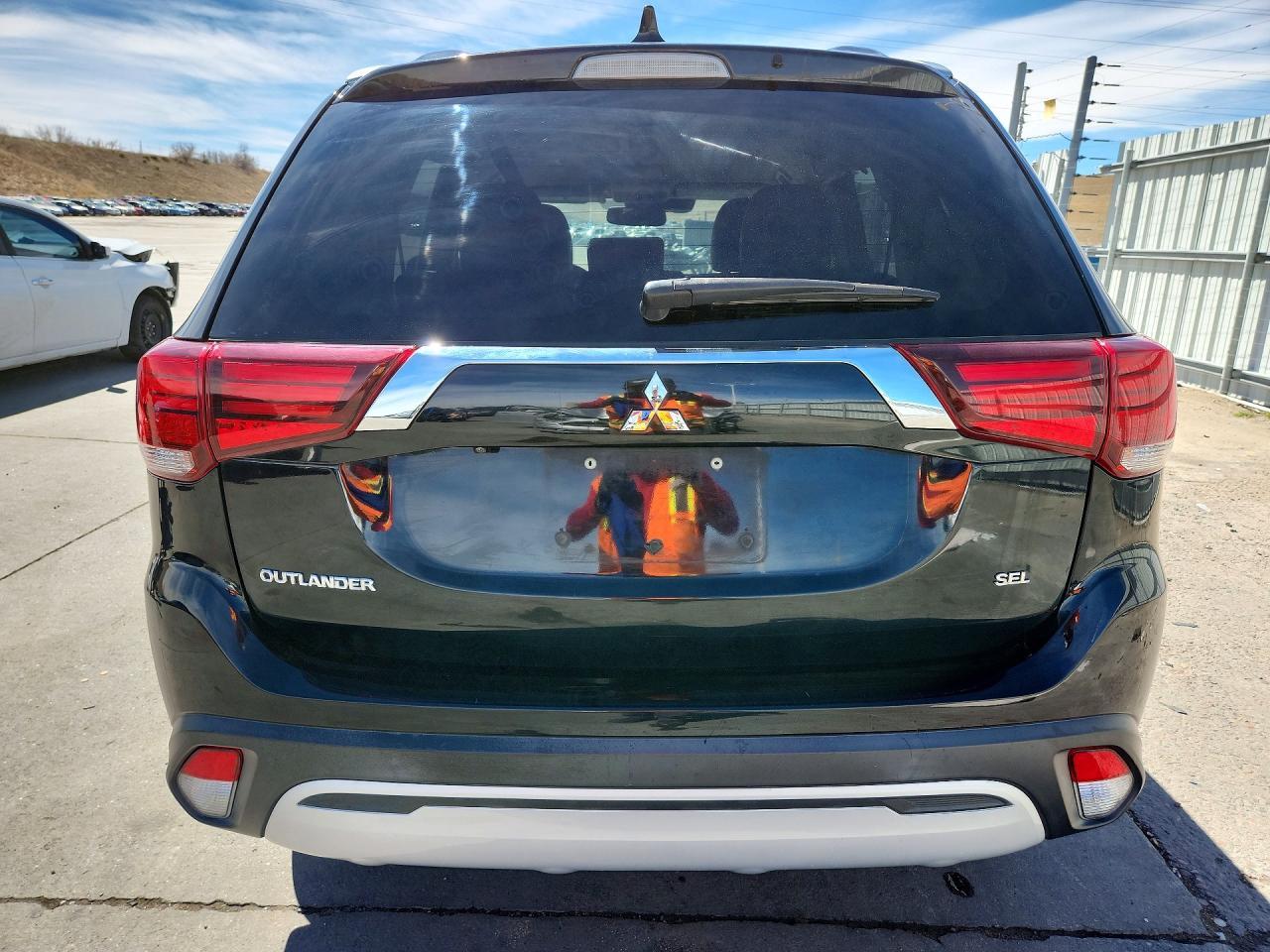 2020 Mitsubishi Outlander Se - Фото 6