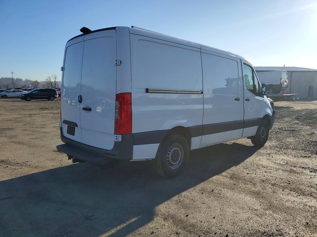 2021 Mercedes Benz Sprinter 1500 Delivery Van - Image 3