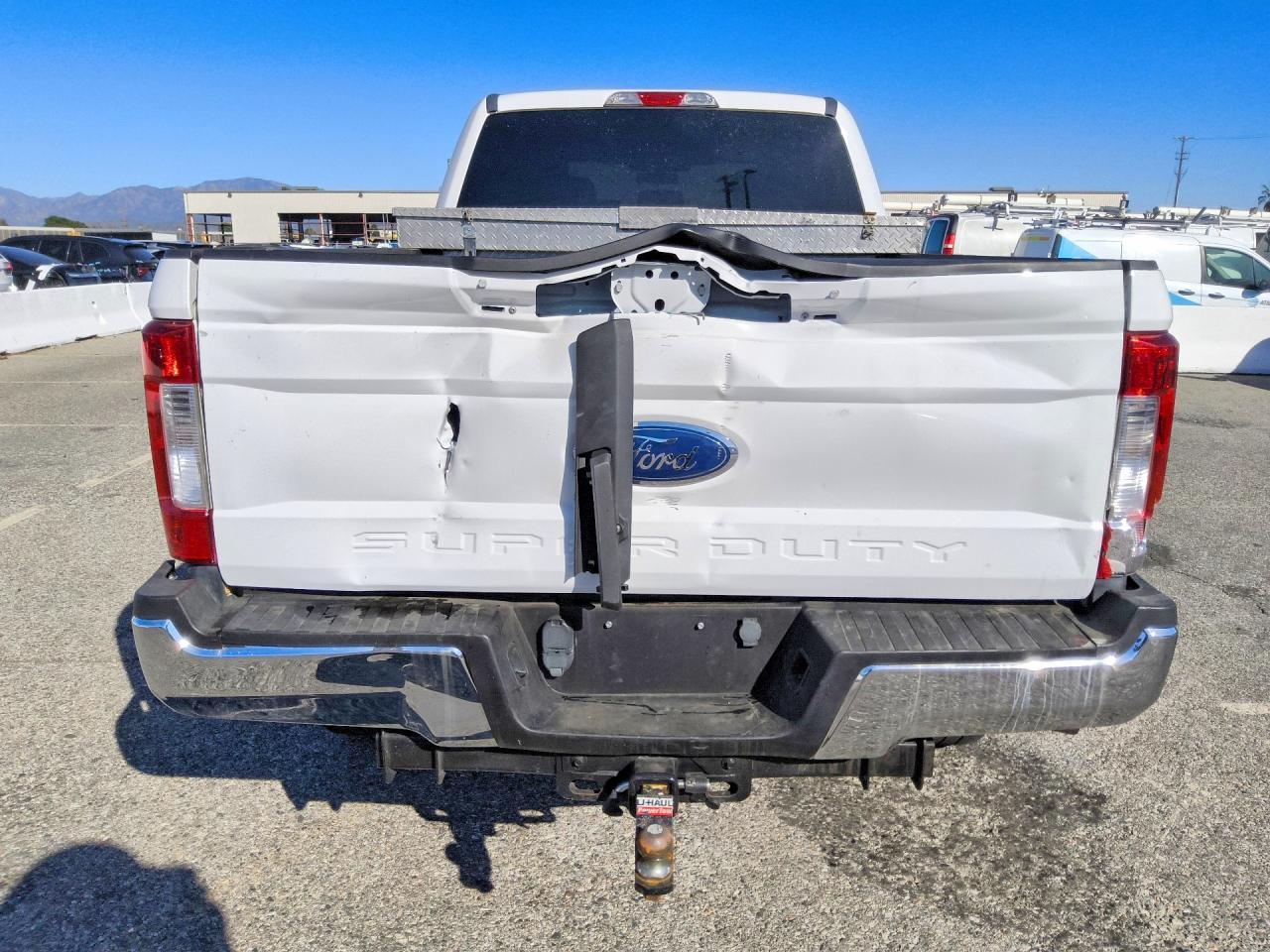 2019 Ford F250 Super Duty - Фото 6