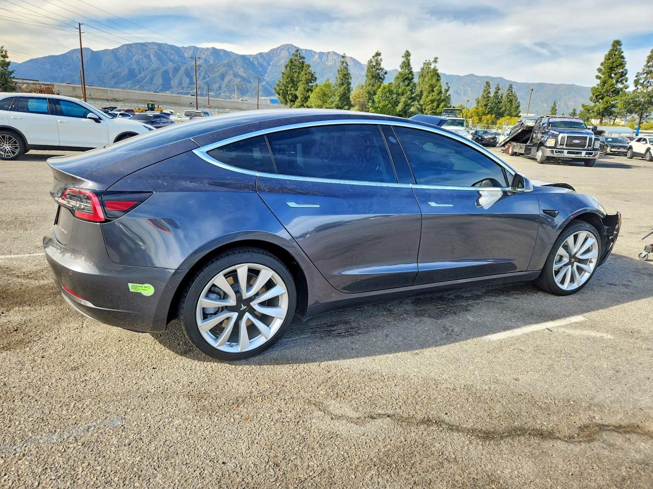 2020 Tesla Model 3 - Image 3