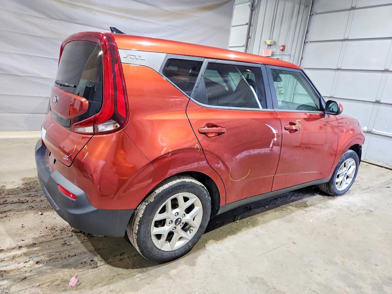 2021 Kia Soul S - Фото 3
