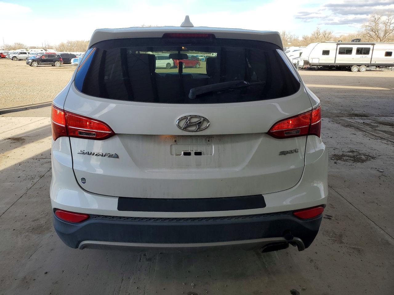 2014 Hyundai Santa Fe Sport 2.4L - Image 6