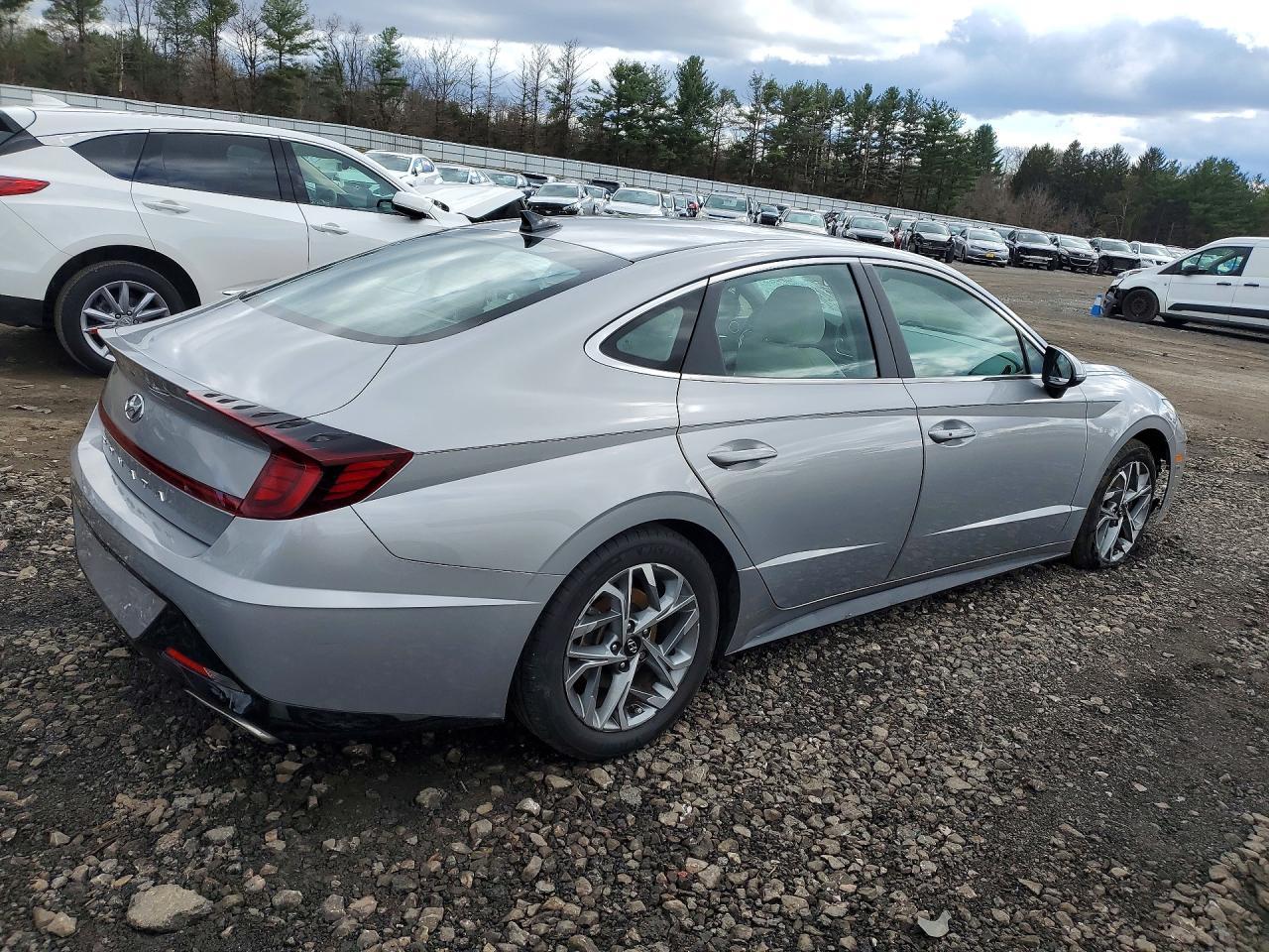 2023 Hyundai Sonata Sel - Image 3