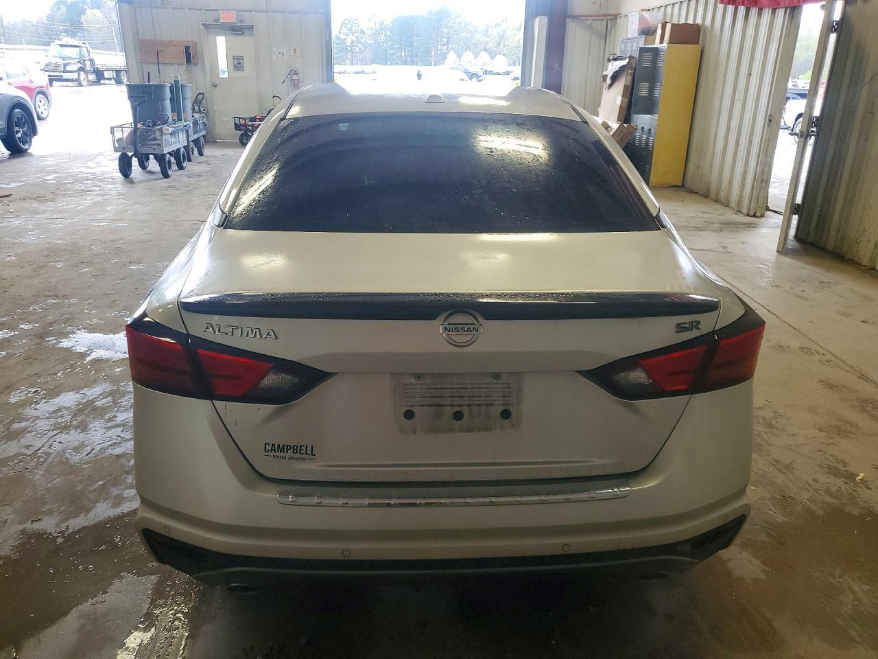 2020 Nissan Altima 2.5 Sr - Image 6