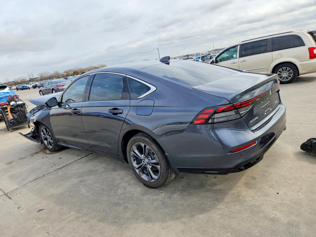 2024 Honda Accord Hybrid Exl - Image 2
