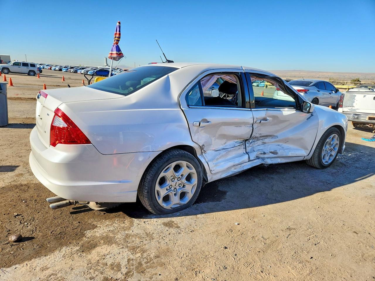 2010 Ford Fusion Se - Фото 3