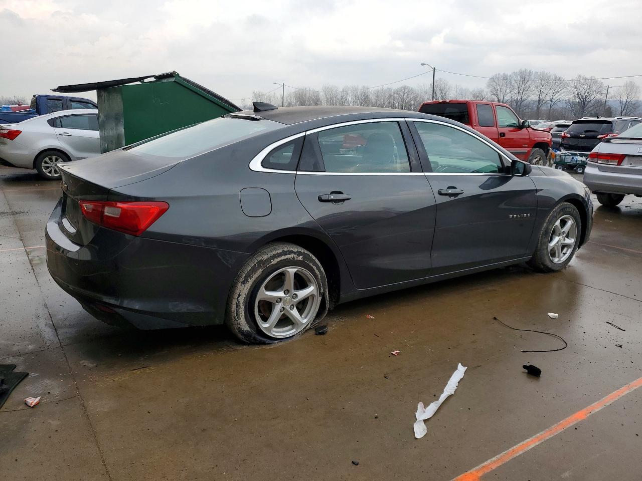 2017 Chevrolet Malibu Ls - Фото 3