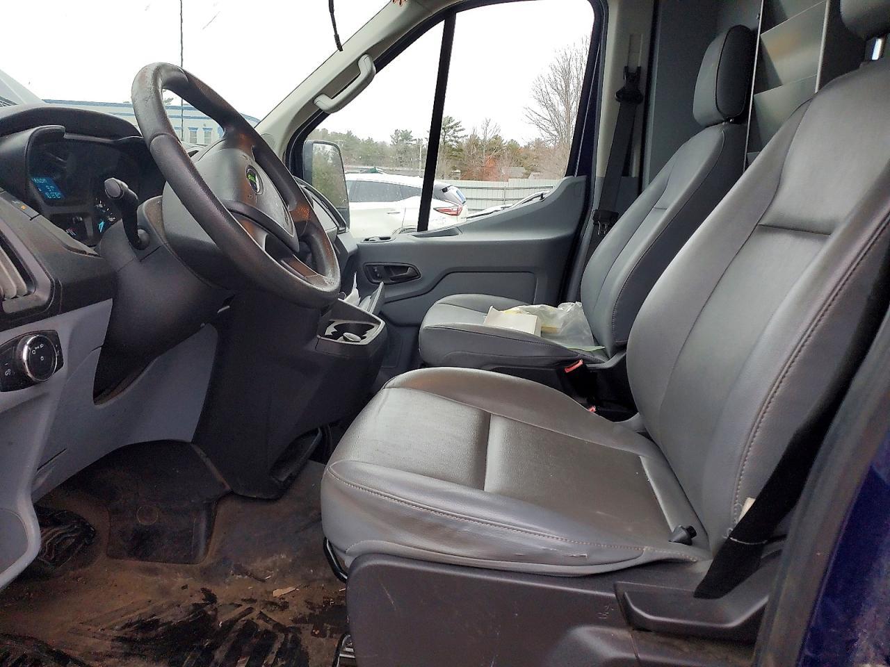 2019 Ford Transit 250 Utility / Service Van - Фото 7