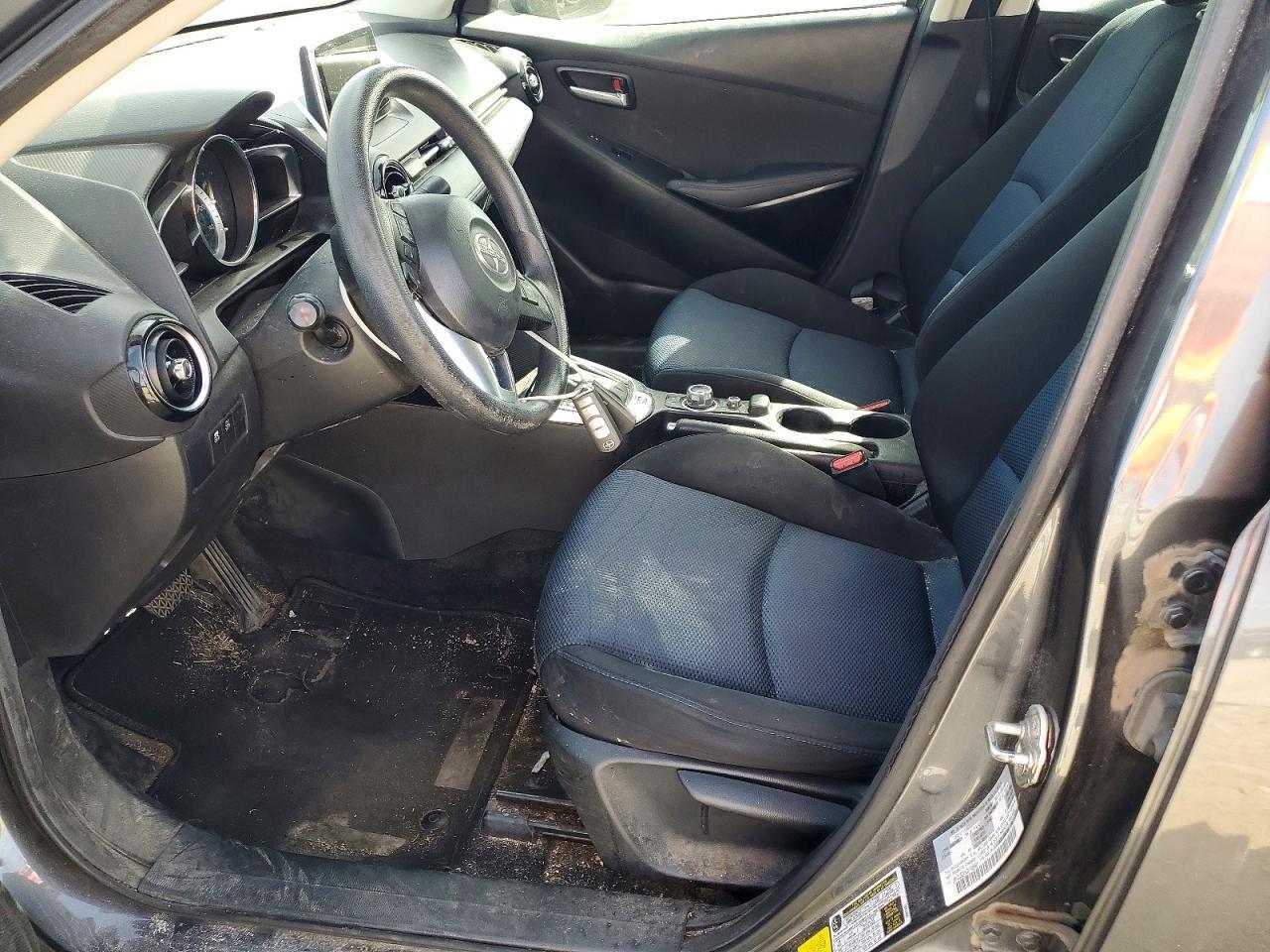 2016 Scion Ia Base - Фото 7