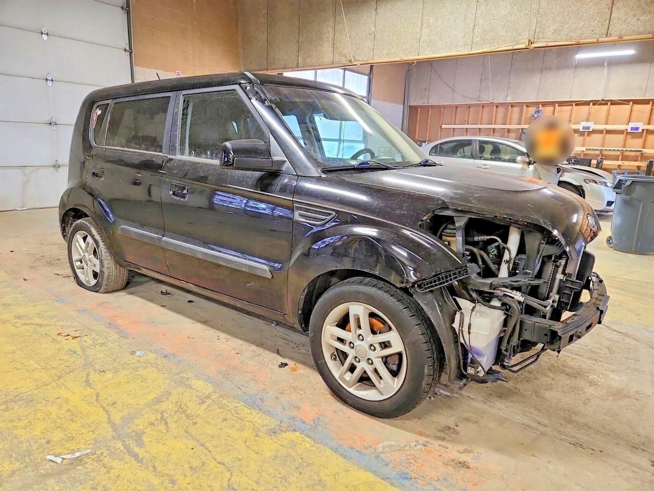 2010 Kia Soul + - Image 4