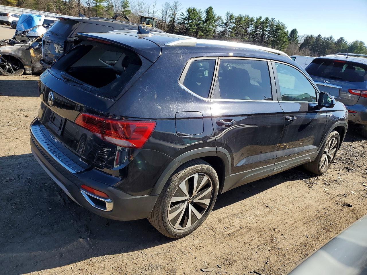 2023 Volkswagen Taos Se - Фото 3