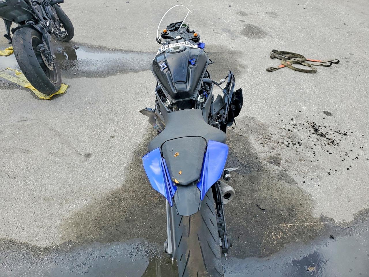 2024 Yamaha Yzfr7 - Фото 6