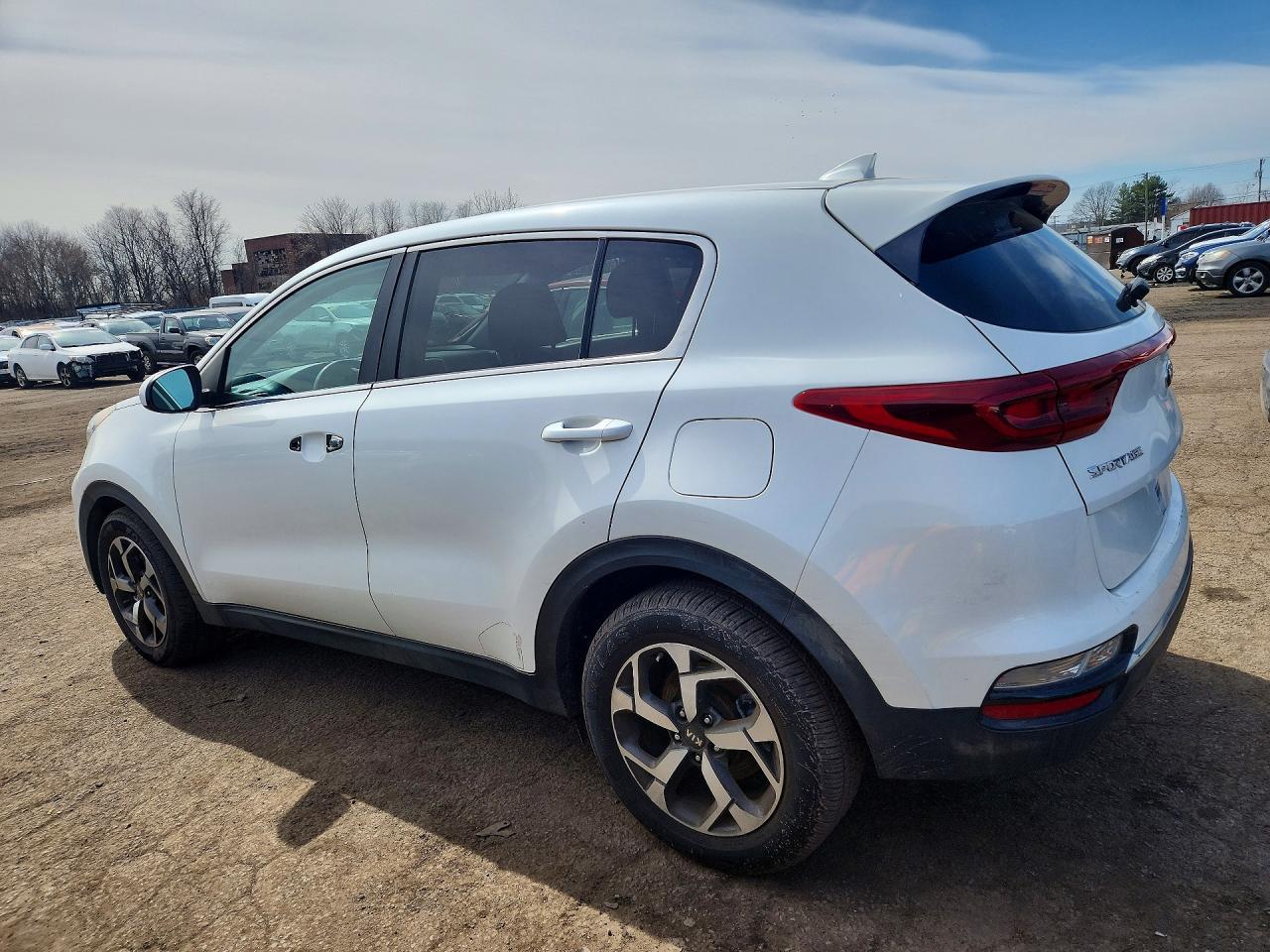 2021 Kia Sportage Lx - Фото 2