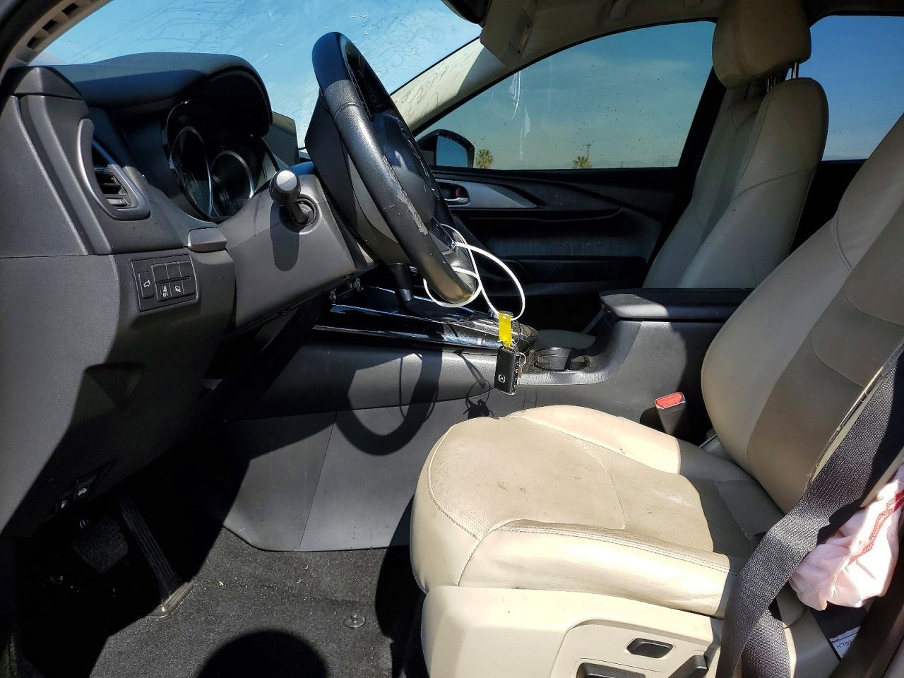 2022 Mazda Cx-9 Touring - Image 7