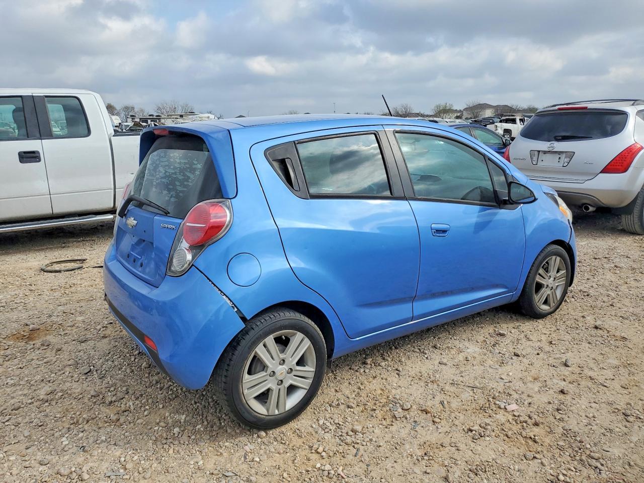 2015 Chevrolet Spark Ls - Фото 3