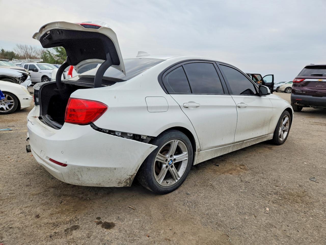 2015 BMW 328 Xi Sulev - Фото 3
