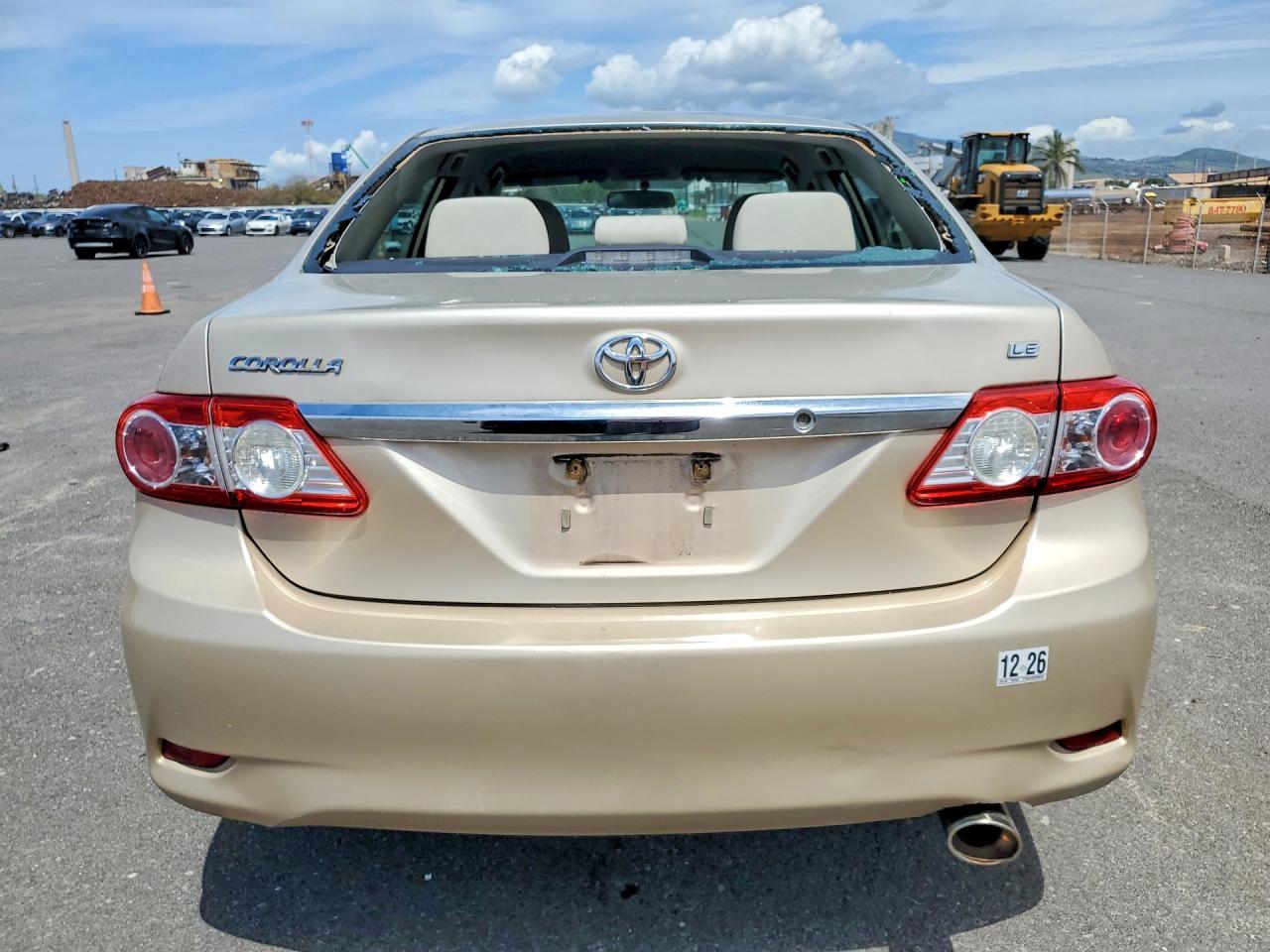 2013 Toyota Corolla L - Фото 6