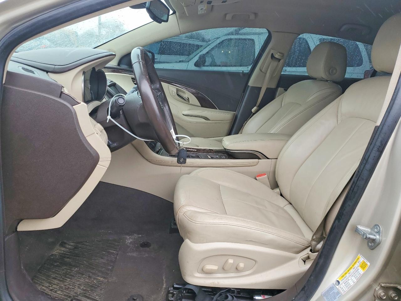 2015 Buick Lacrosse - Image 7