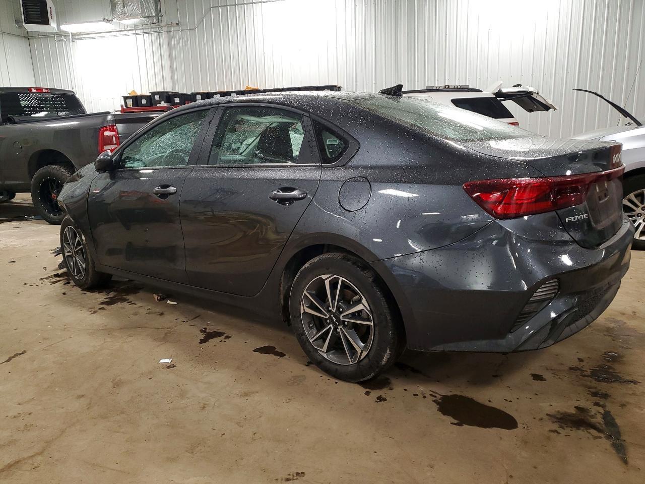 2024 Kia Forte Lxs - Image 2
