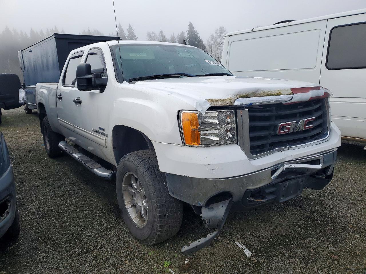 2007 GMC Sierra K2500 Heavy Duty - Image 4