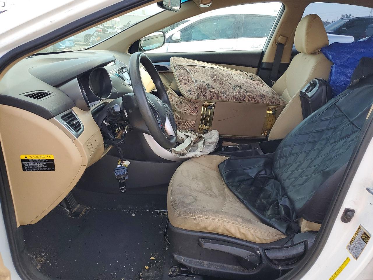 2013 Hyundai Elantra - Фото 7