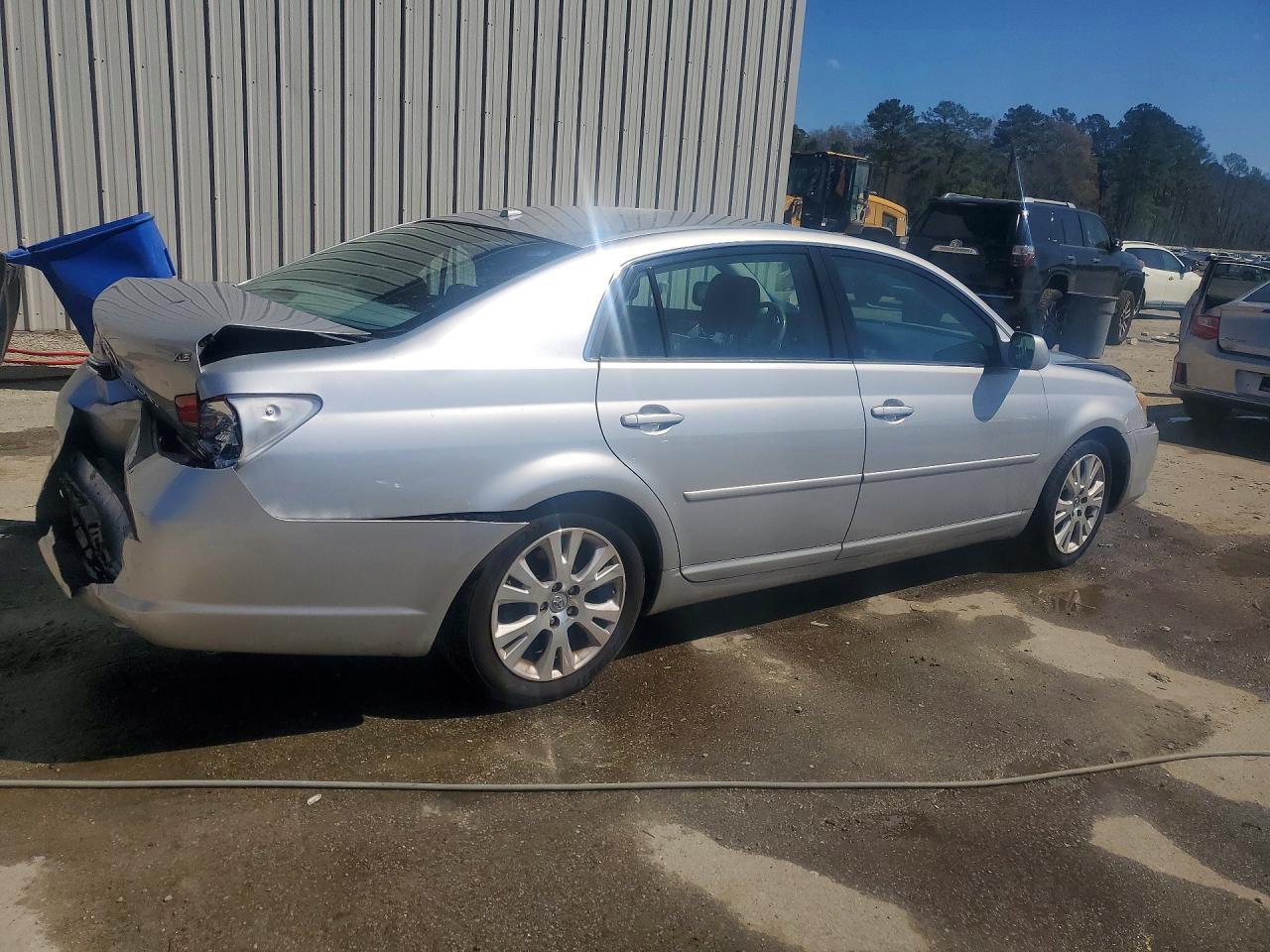 2010 Toyota Avalon Xls - Фото 3