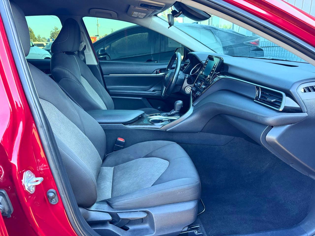 2022 Toyota Camry Le - Image 5