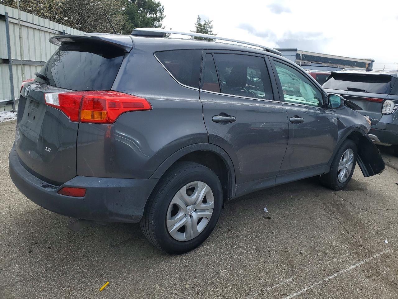 2015 Toyota Rav4 Le - Фото 3
