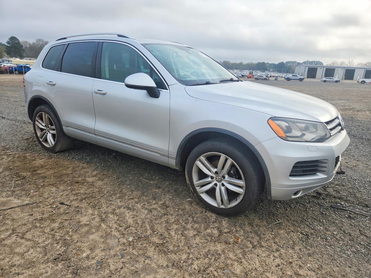 2014 Volkswagen Touareg V6 - Фото 4