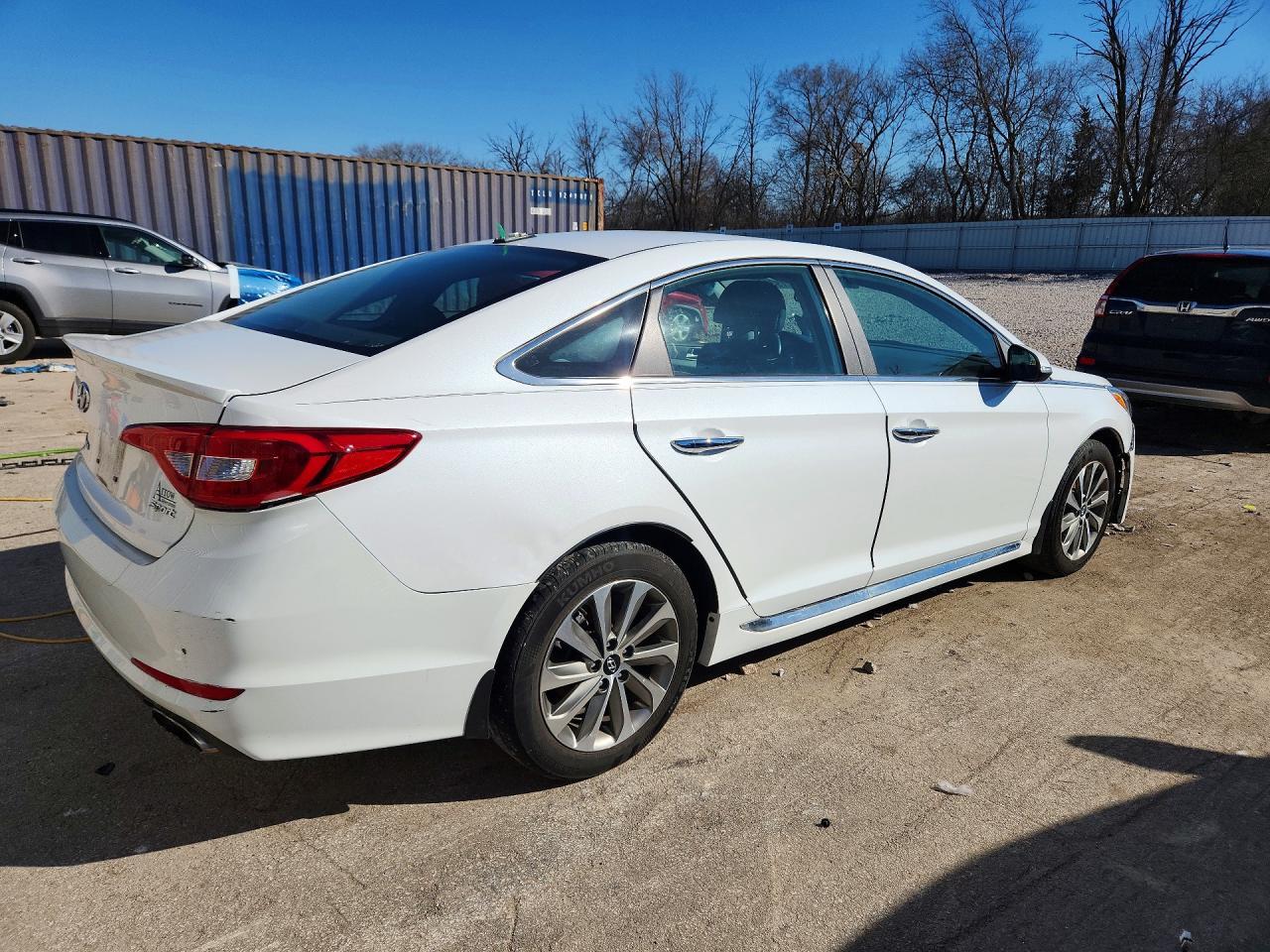 2015 Hyundai Sonata Sport - Фото 3