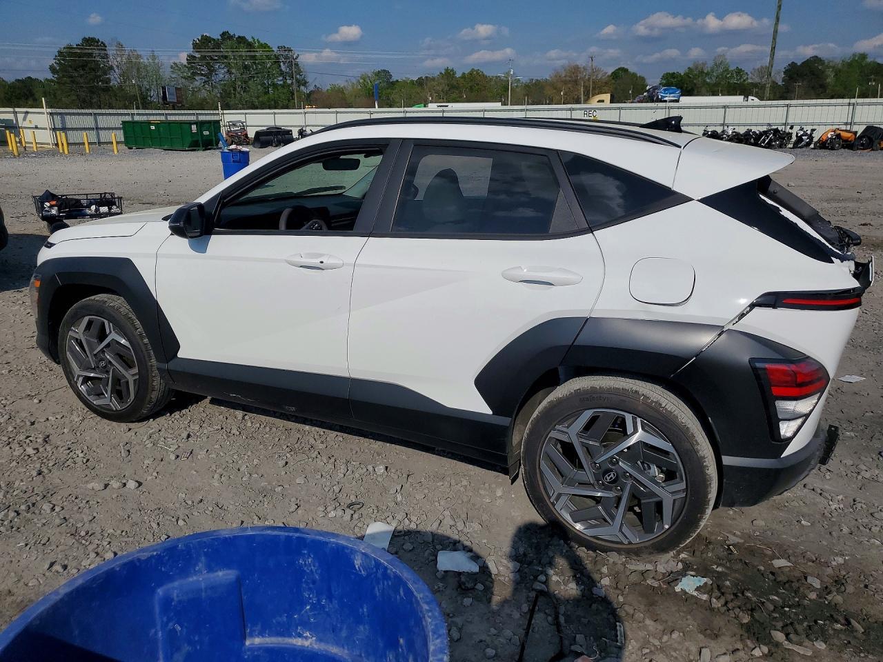 2026 Hyundai Kona Sel Premium - Image 2